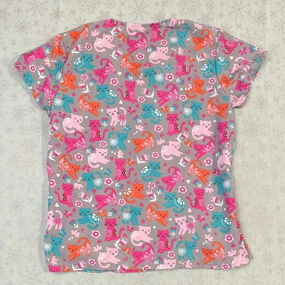 Cat Scrub Top - Picture 3 of 6